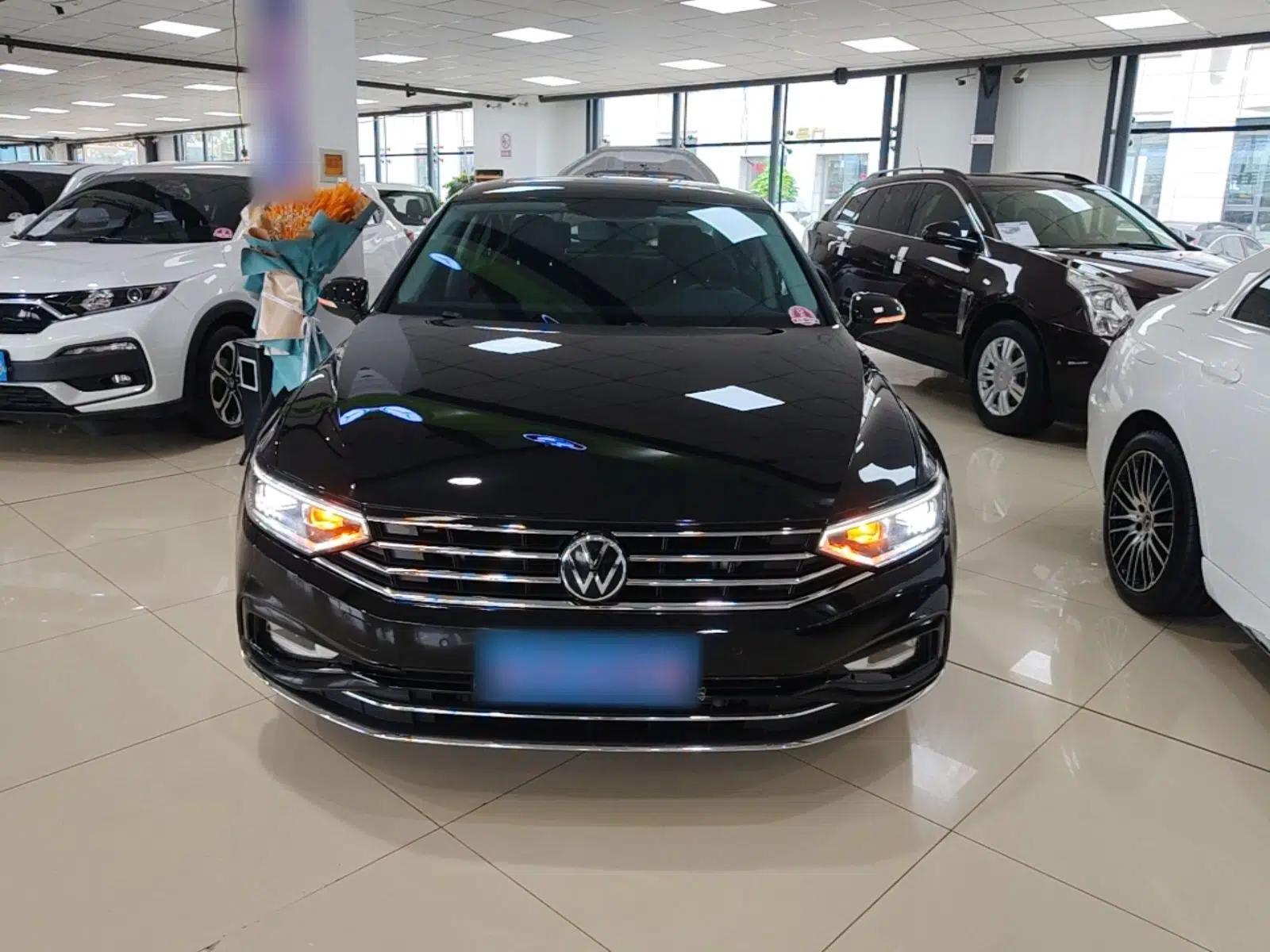 Volkswagen Magotan 2020 280TSI DSG Comfort Edition — миниатюра 2
