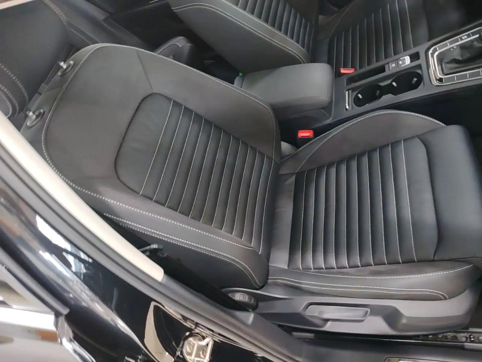 Volkswagen Magotan 2020 280TSI DSG Comfort Edition — миниатюра 19