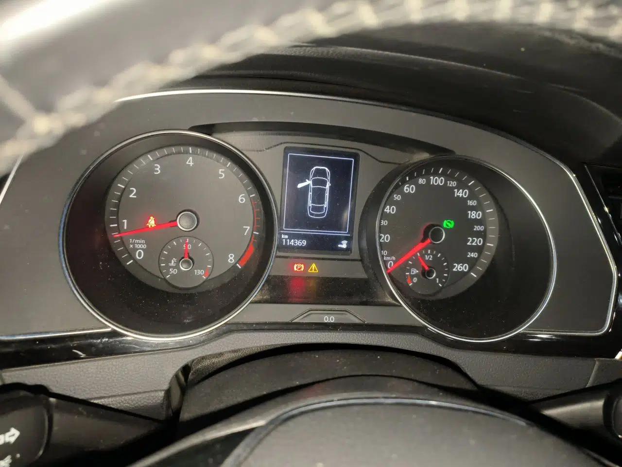 Volkswagen Magotan 2018 Facelift 330TSI DSG Luxury Model — миниатюра 11