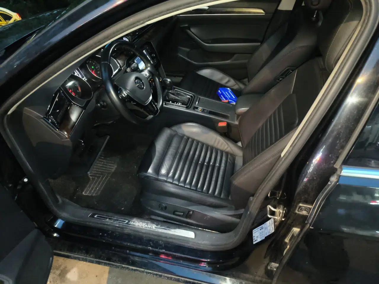 Volkswagen Magotan 2018 Facelift 330TSI DSG Luxury Model — миниатюра 15