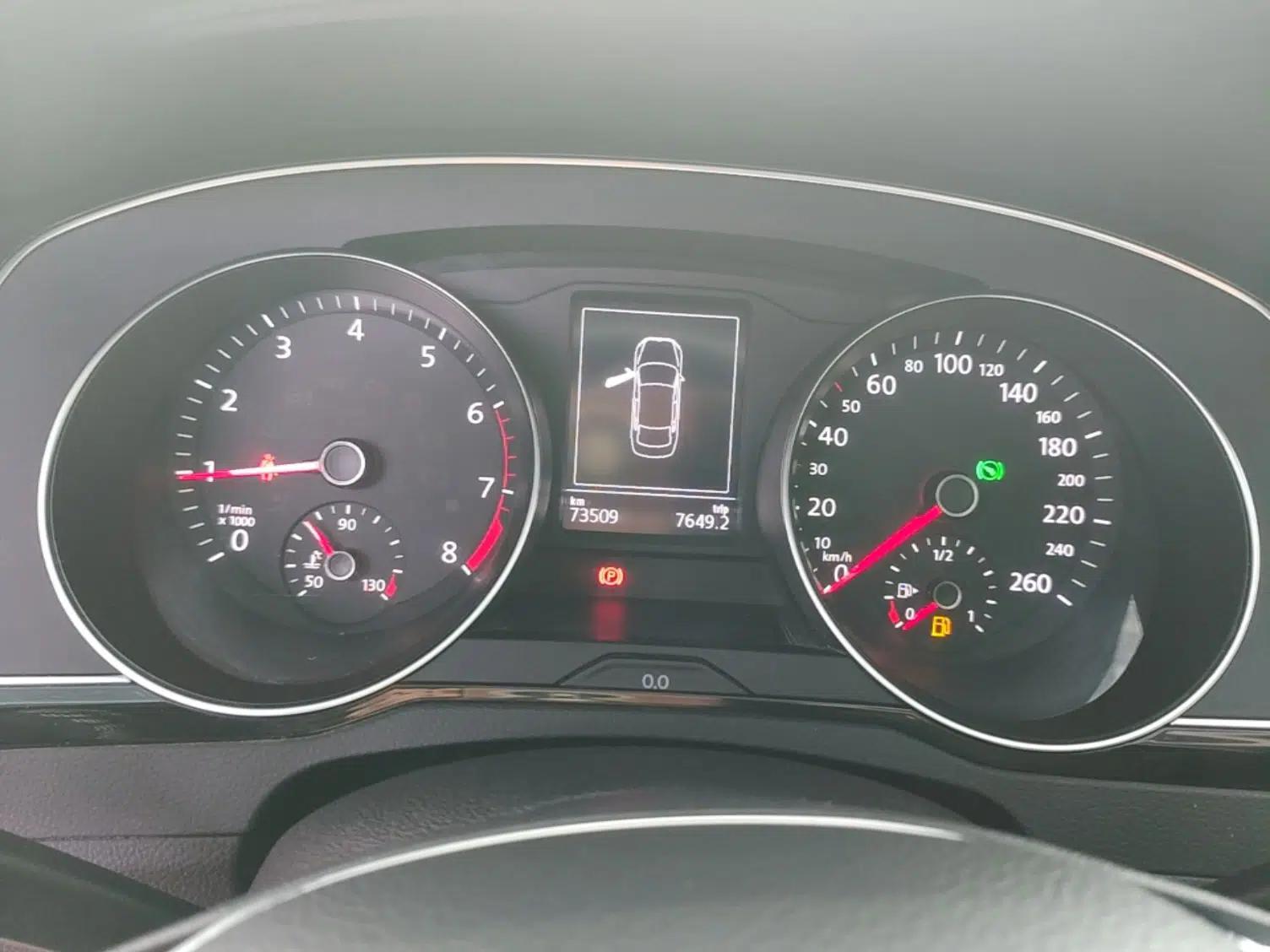 Volkswagen Magotan 2019 330TSI DSG Luxury Model China V Standard — миниатюра 14