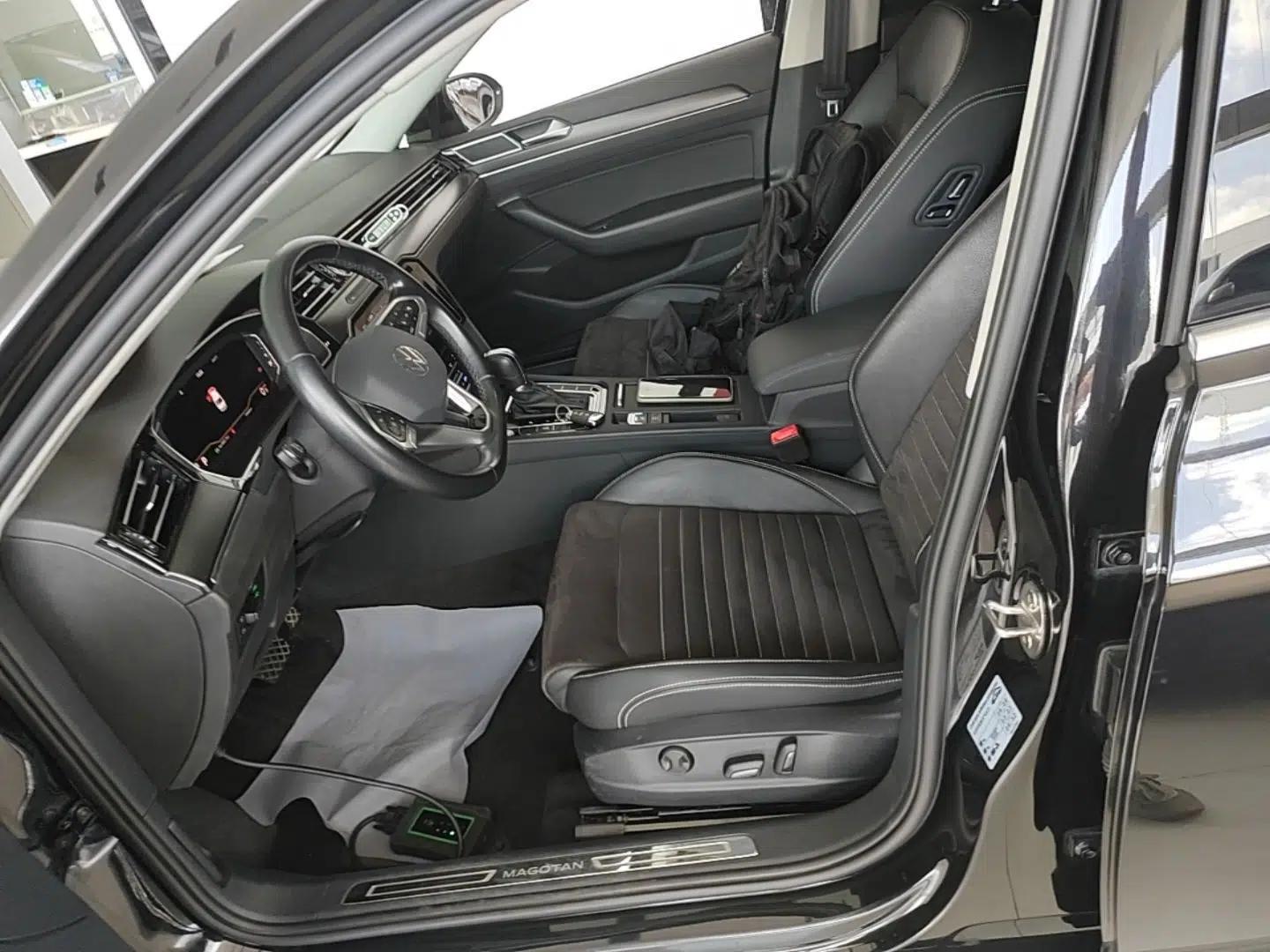 Volkswagen Magotan 2020 330TSI DSG Luxury Edition — миниатюра 17