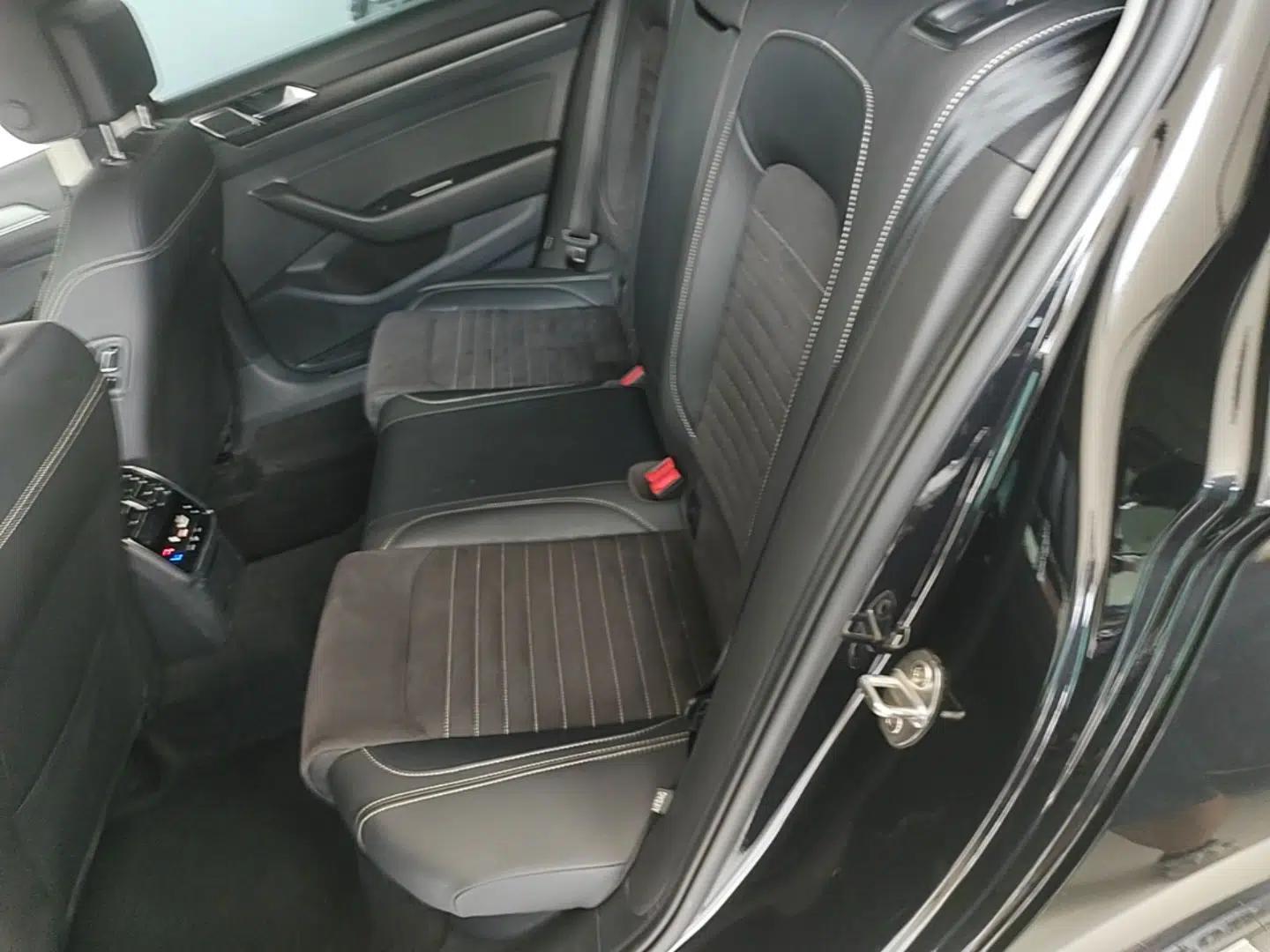 Volkswagen Magotan 2020 330TSI DSG Luxury Edition — миниатюра 20