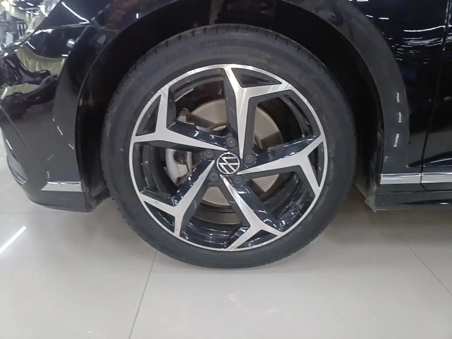 Volkswagen Magotan 2023 2 Million Units Limited Edition 330TSI DSG Leading Version — миниатюра 10