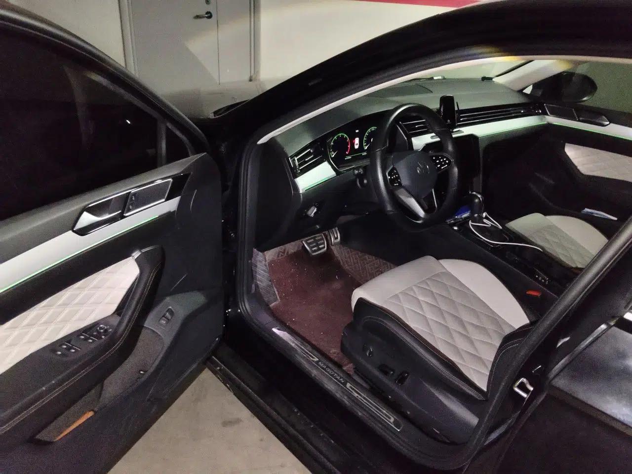 Volkswagen Magotan 2023 2 Million Units Commemorative Edition 330TSI DSG Luxury Version — миниатюра 16