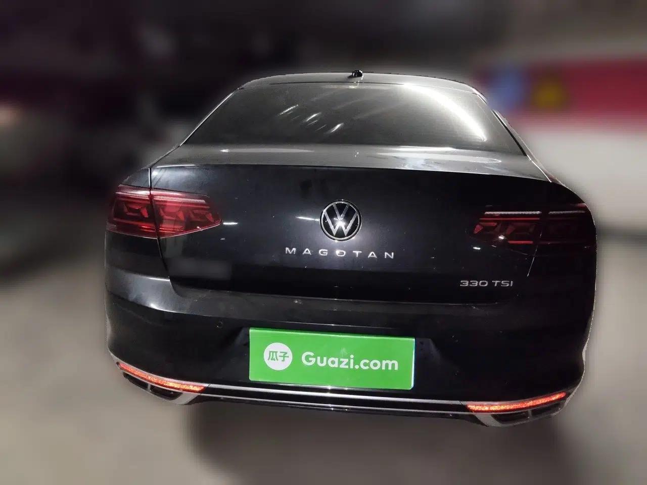Volkswagen Magotan 2023 2 Million Units Commemorative Edition 330TSI DSG Luxury Version — миниатюра 5