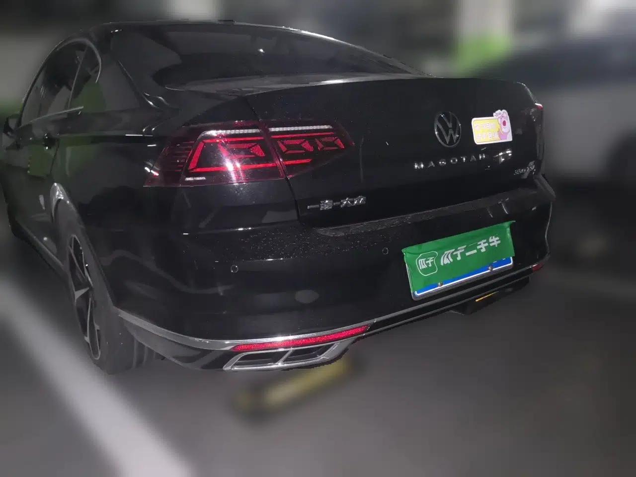 Volkswagen Magotan 2023 2 Million Units Commemorative Edition 330TSI DSG Luxury Version — миниатюра 4