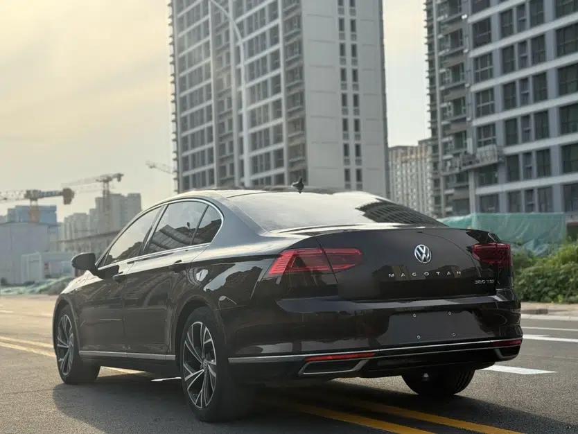 Volkswagen Magotan 2020 380TSI DSG Flagship Edition — миниатюра 3