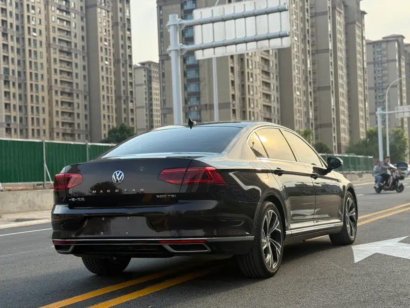 Volkswagen Magotan 2020 380TSI DSG Flagship Edition — миниатюра 5