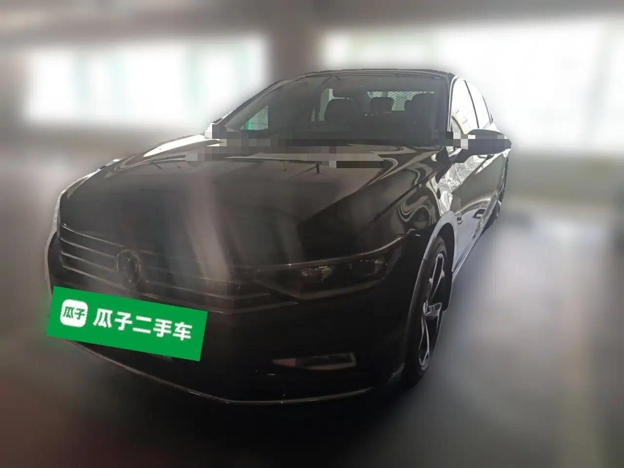 Volkswagen Magotan 2023 2 Million Units Limited Edition 330TSI DSG Leading Version — миниатюра 1
