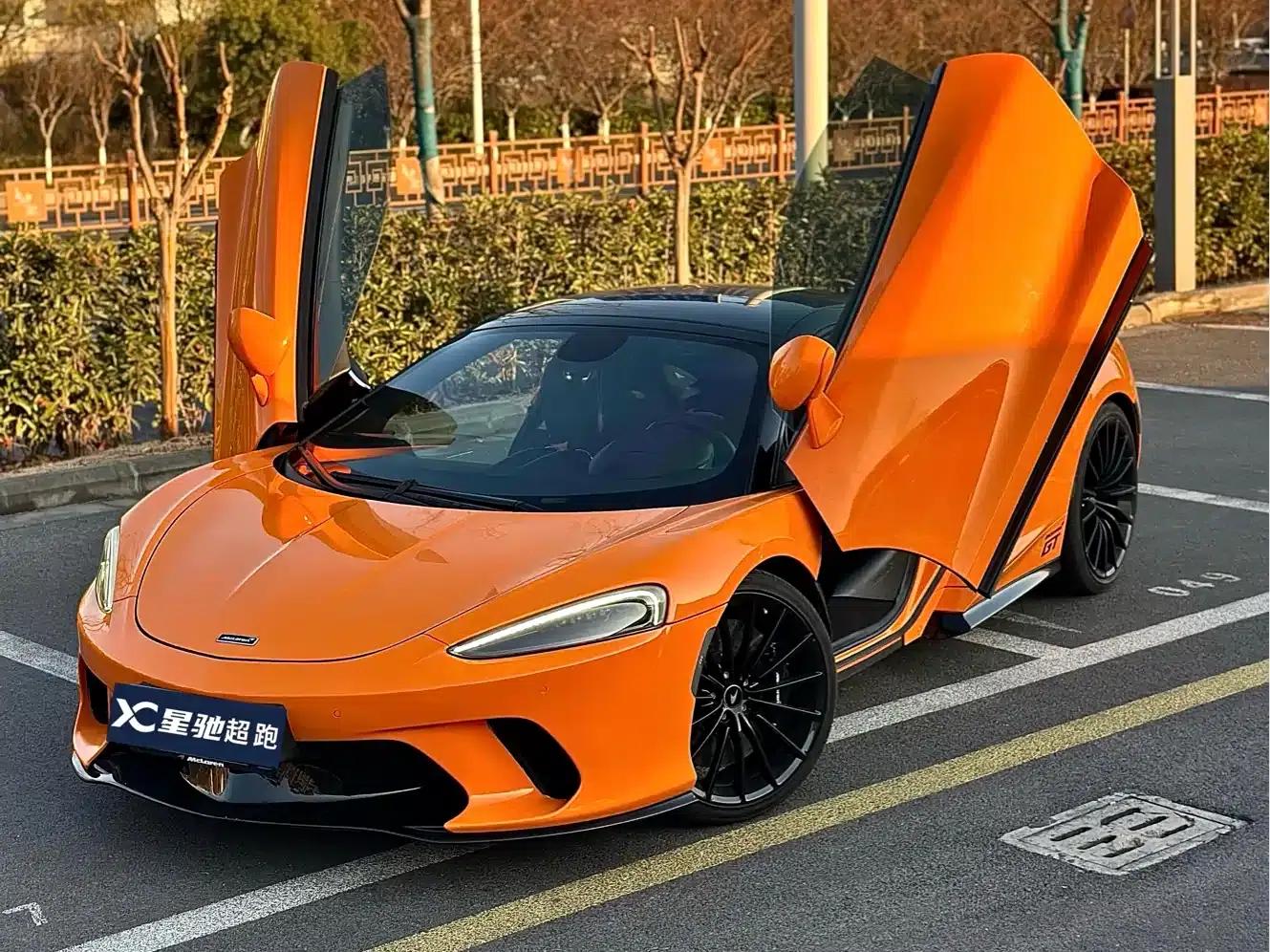 McLaren GT 2022 4.0T Standard Edition — миниатюра 2
