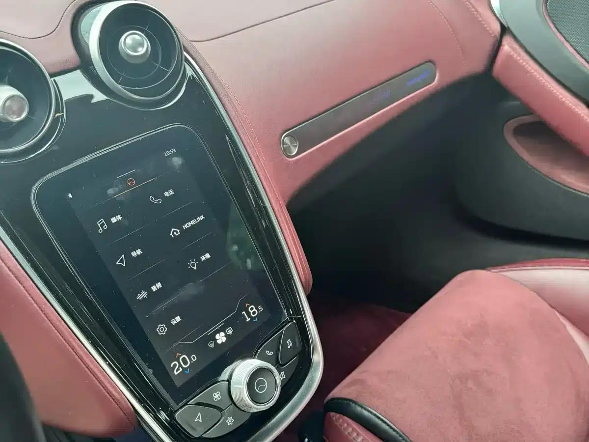 McLaren GT 2022 4.0T Standard Edition — миниатюра 4