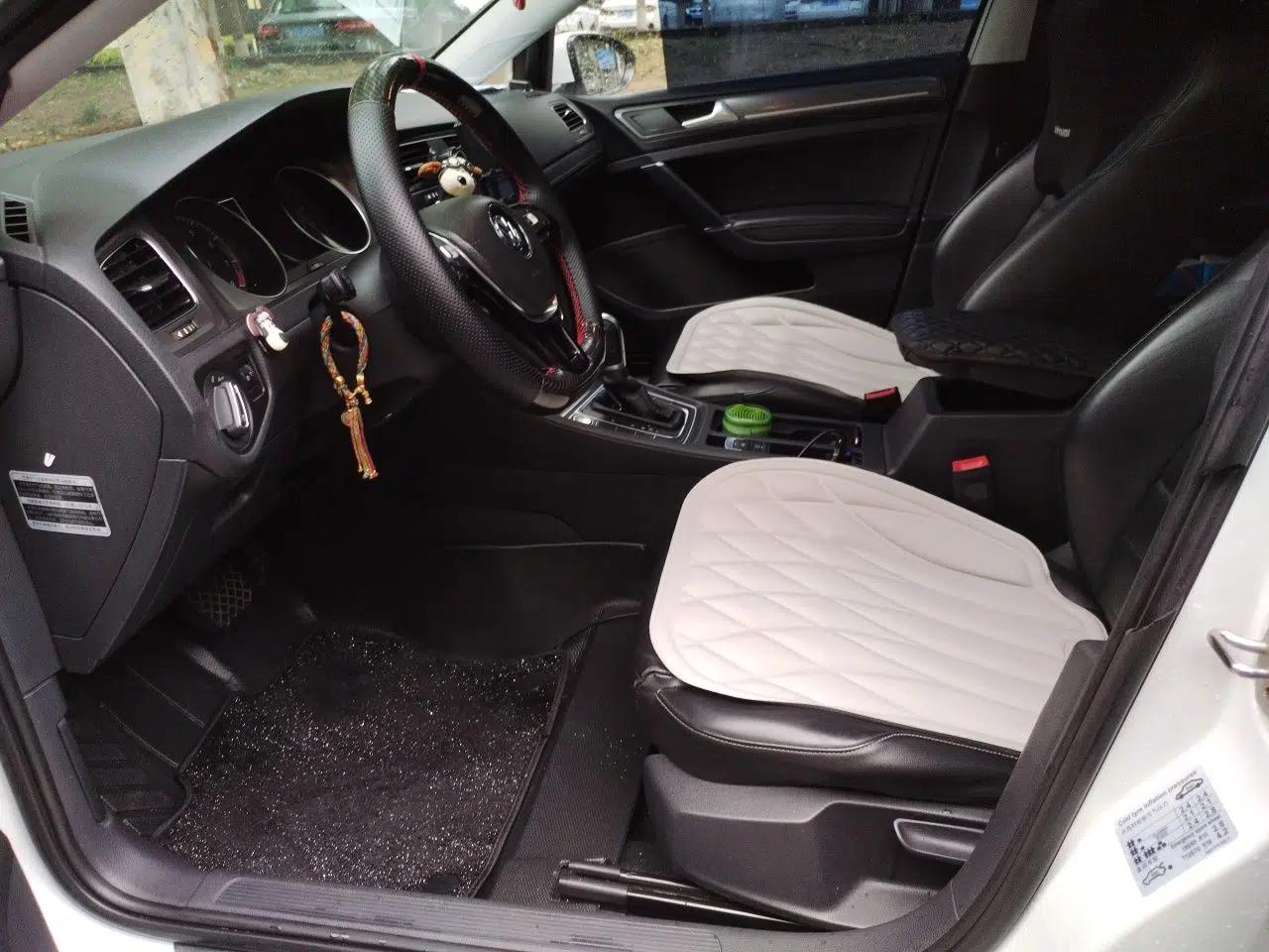 Volkswagen Golf 2016 230TSI Automatic Luxury Version — миниатюра 15