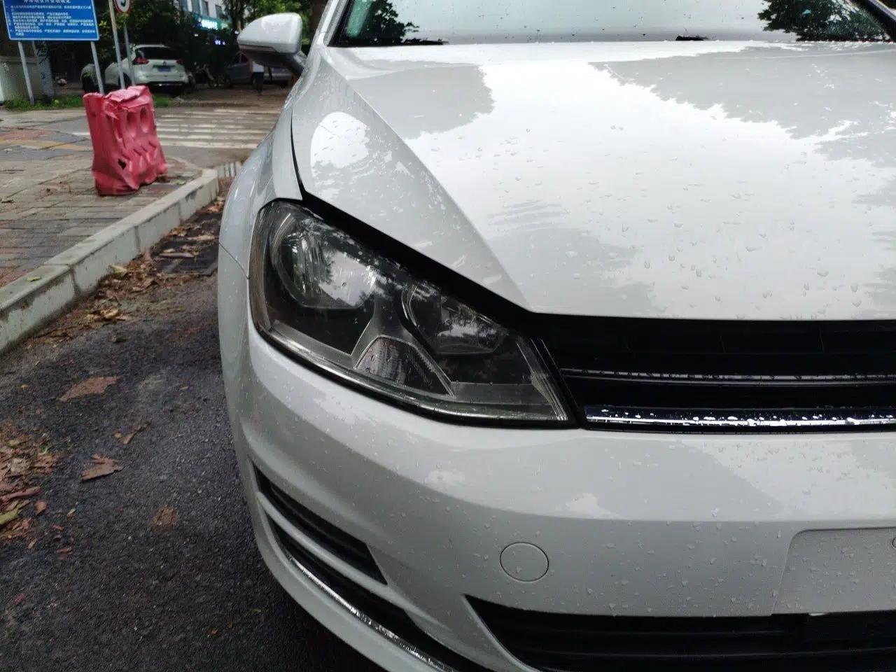 Volkswagen Golf 2016 230TSI Automatic Luxury Version — миниатюра 7