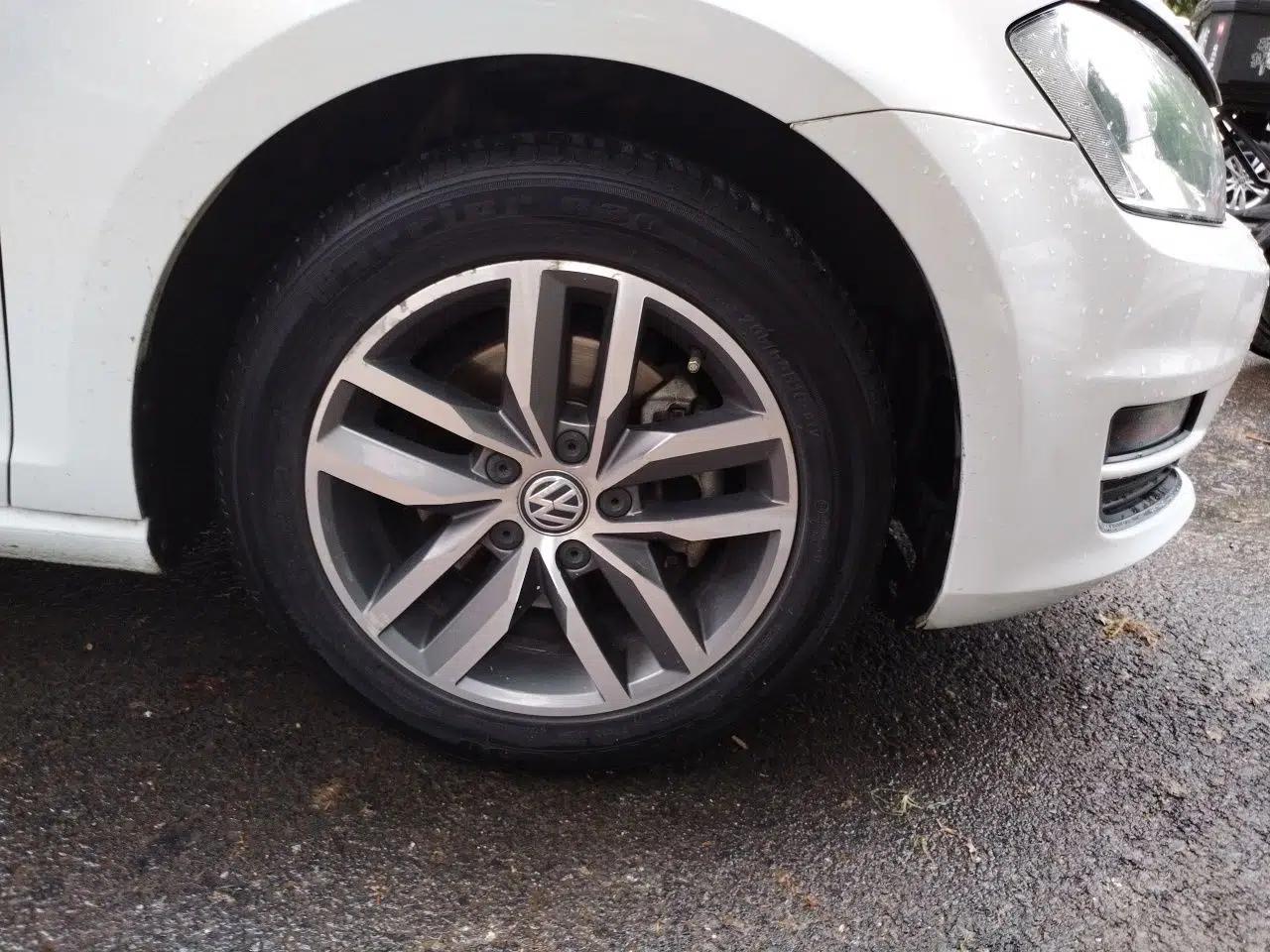 Volkswagen Golf 2016 230TSI Automatic Luxury Version — миниатюра 8