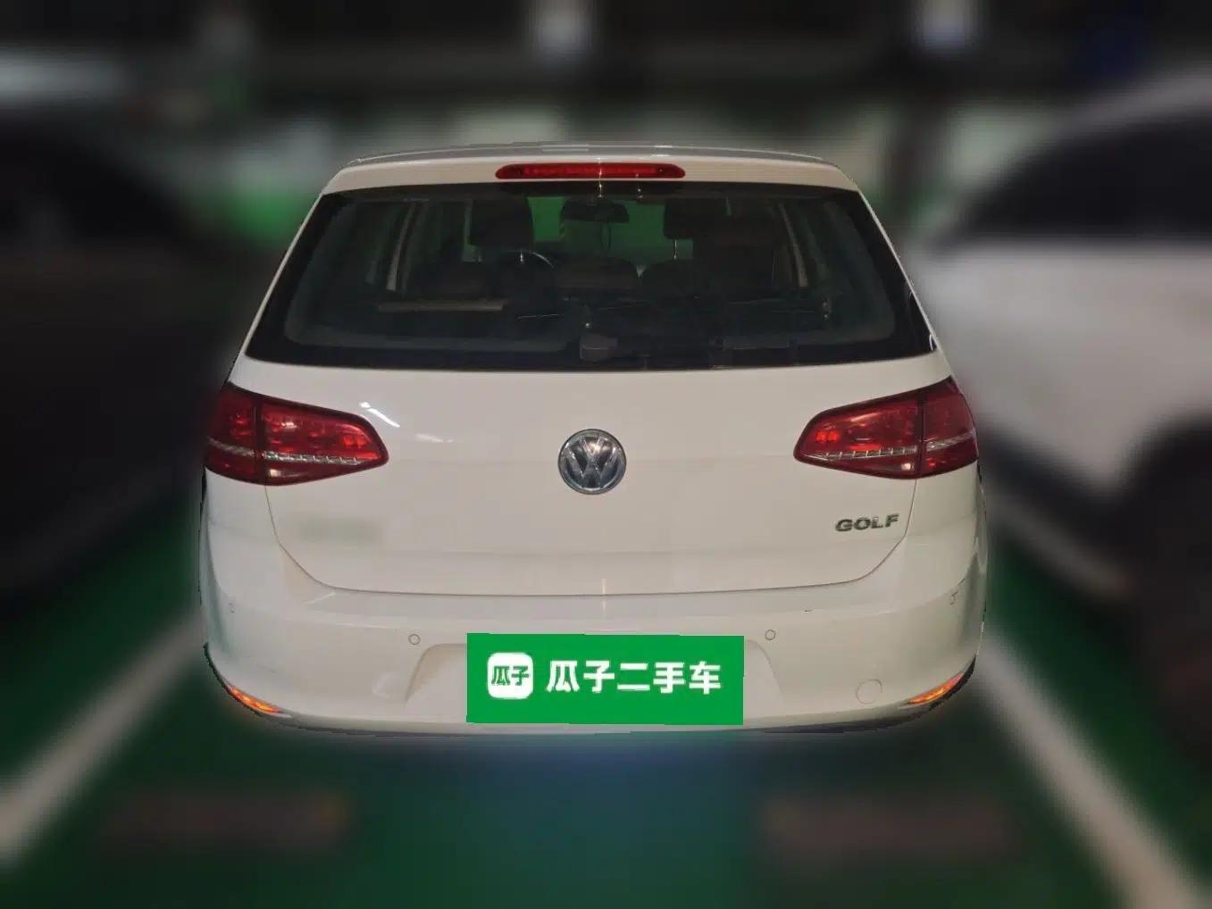 Volkswagen Golf 2015 1.6L Automatic Fashion Model — миниатюра 5