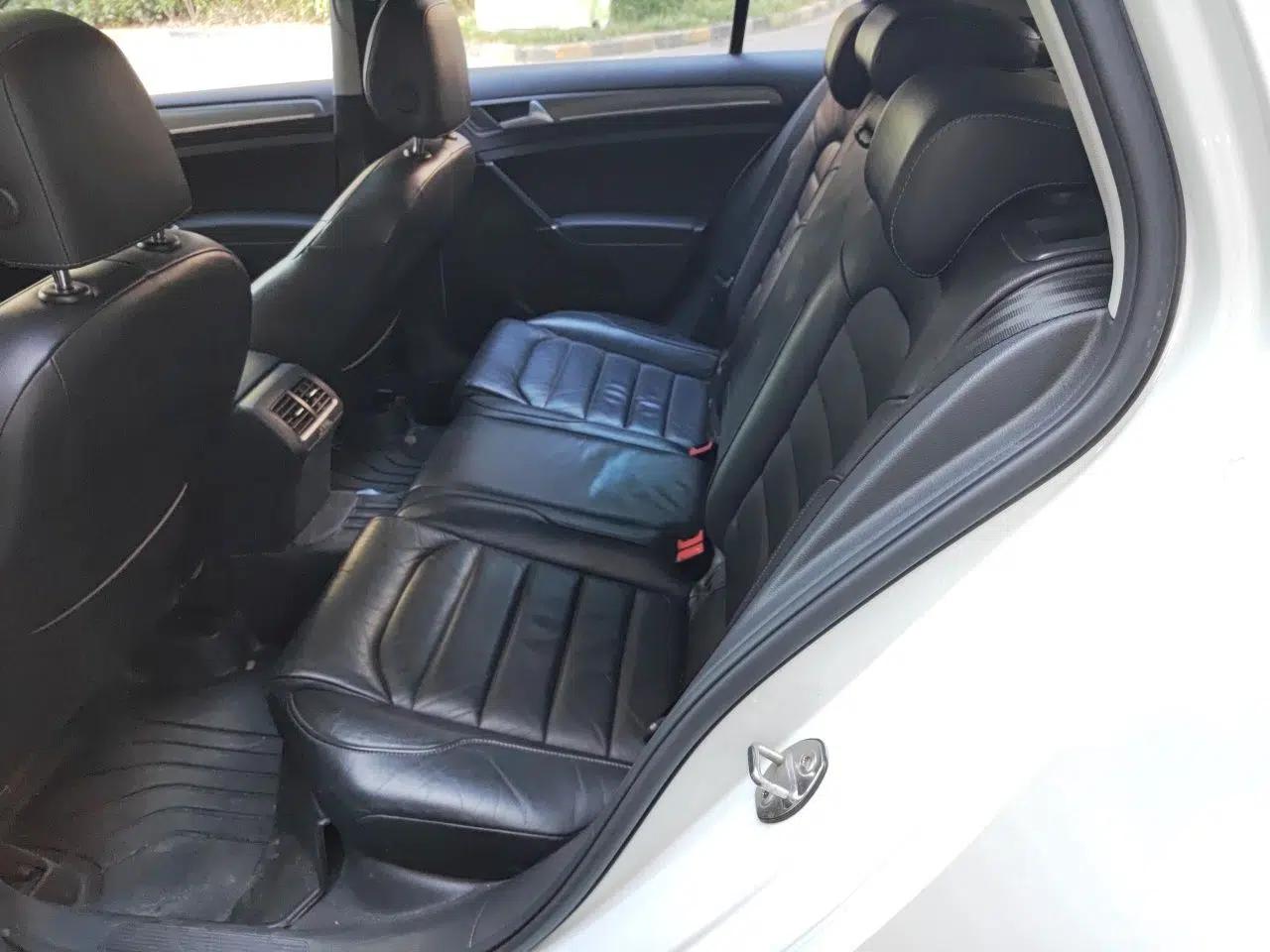 Volkswagen Golf 2015 1.4TSI Automatic Luxury Model — миниатюра 17