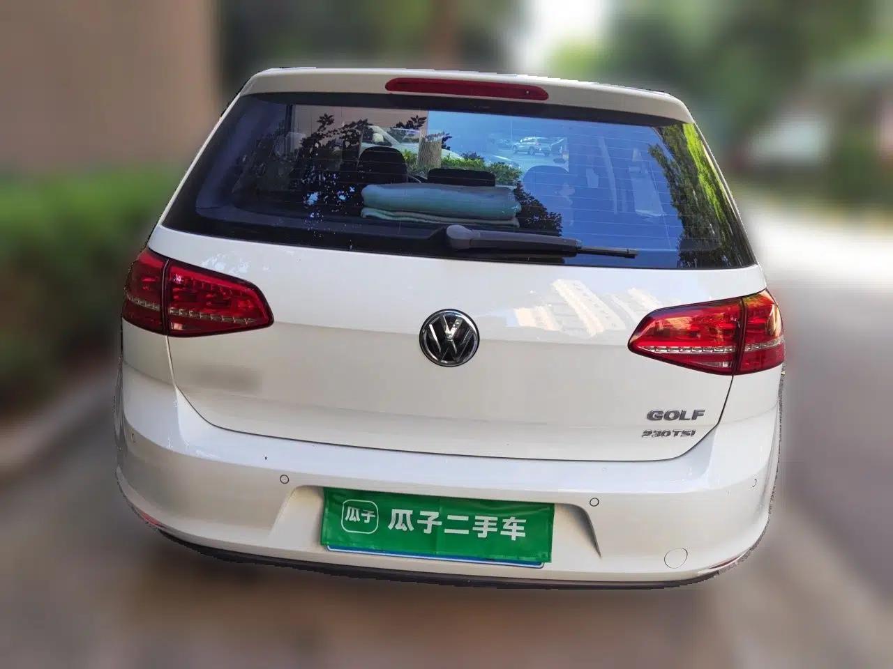 Volkswagen Golf 2015 1.4TSI Automatic Luxury Model — миниатюра 5