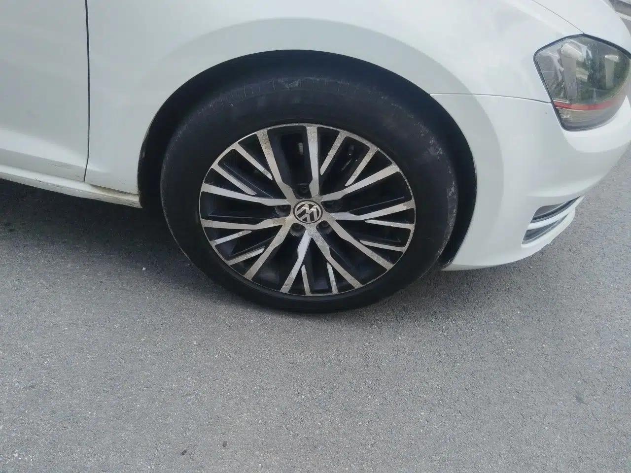 Volkswagen Golf 2015 1.4TSI Automatic Comfort Model — миниатюра 8