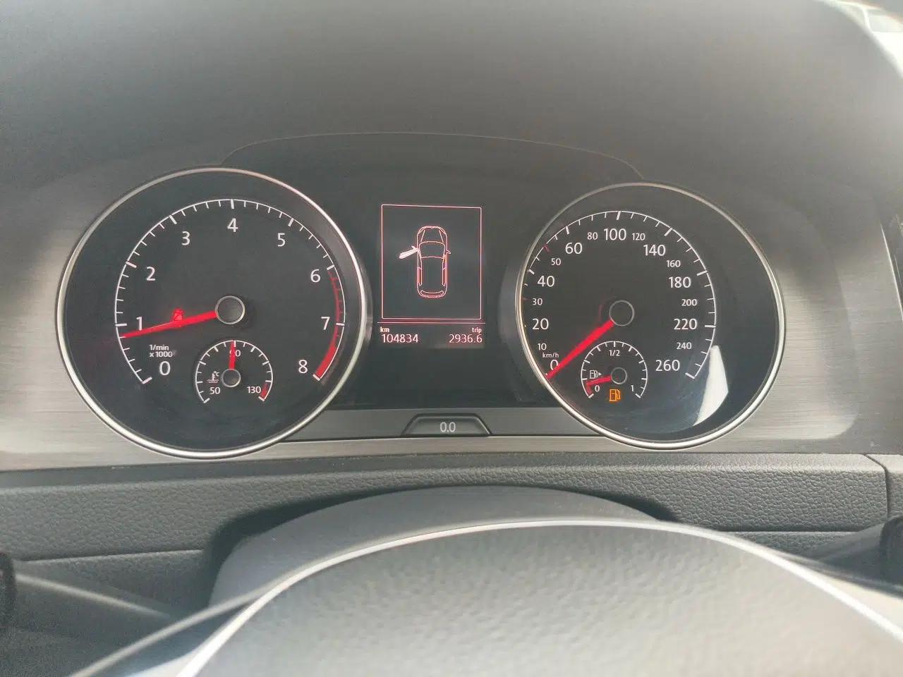 Volkswagen Golf 2016 230TSI Automatic Comfort Version — миниатюра 11