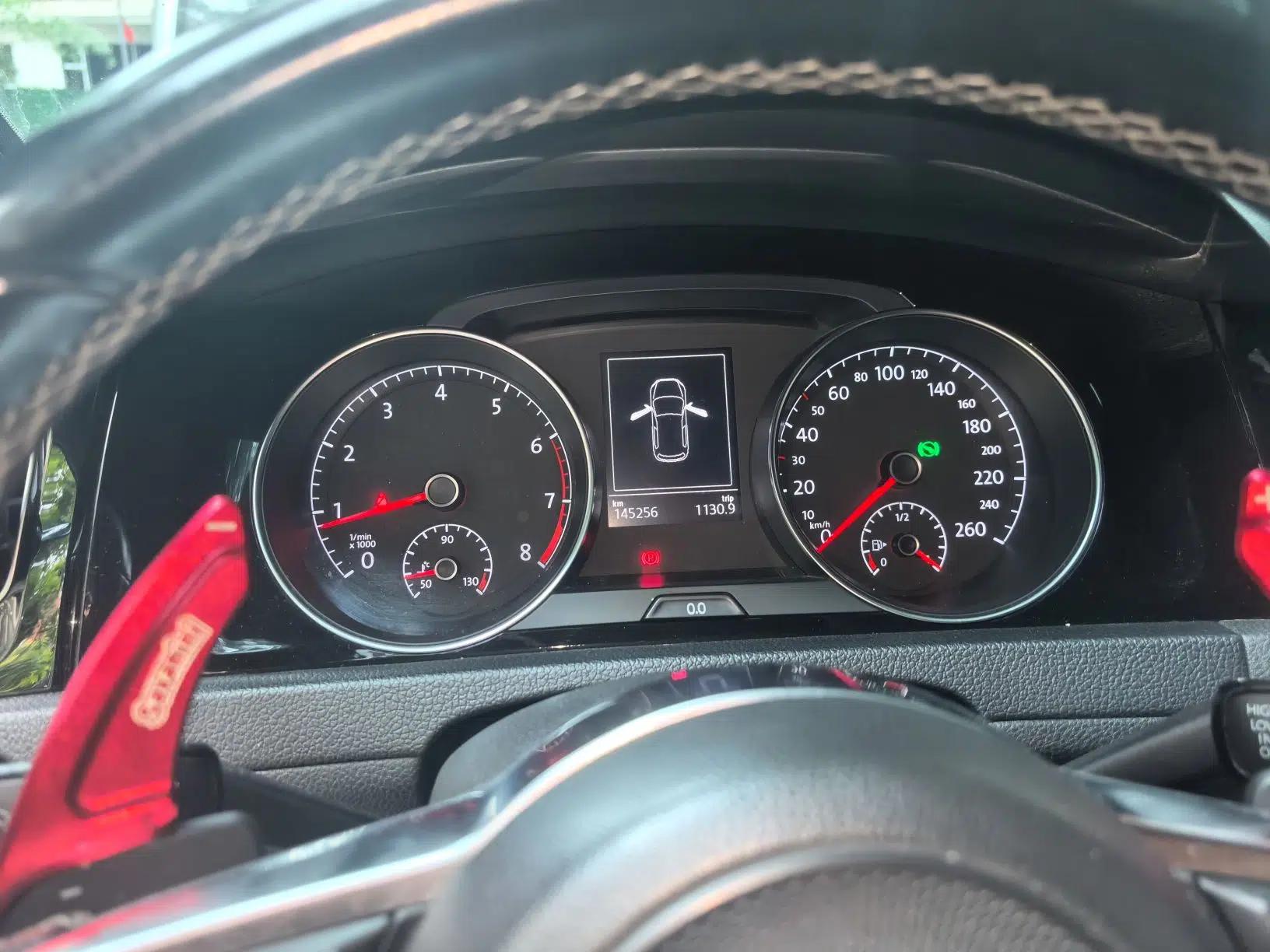 Volkswagen Golf 2018 280TSI Automatic R-Line Model — миниатюра 11