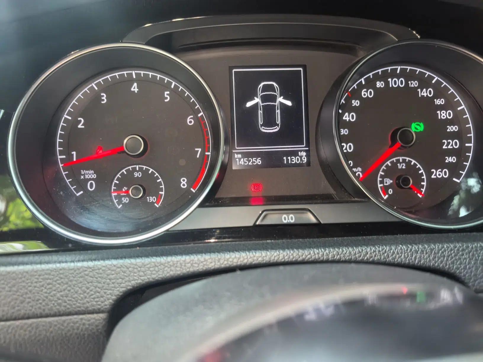 Volkswagen Golf 2018 280TSI Automatic R-Line Model — миниатюра 12