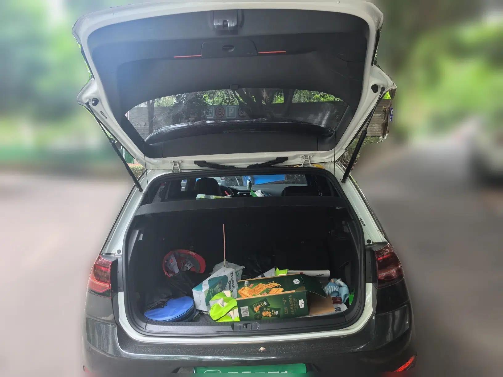 Volkswagen Golf 2018 280TSI Automatic R-Line Model — миниатюра 19
