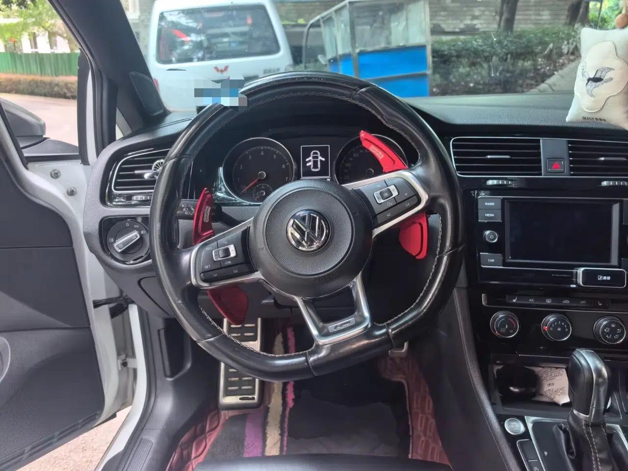 Volkswagen Golf 2018 280TSI Automatic R-Line Model — миниатюра 10