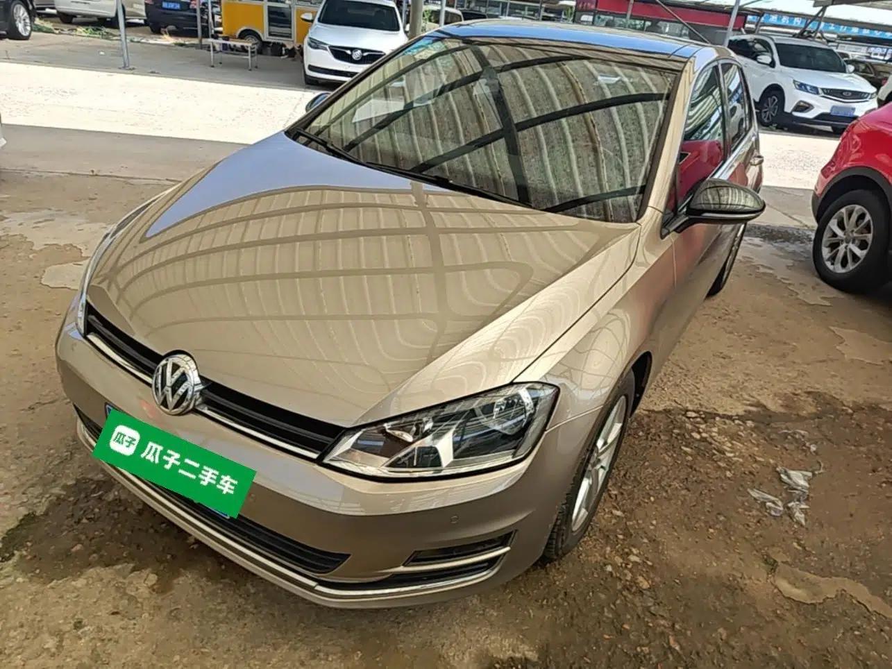 Volkswagen Golf 2016 230TSI Automatic Comfort Version — миниатюра 1