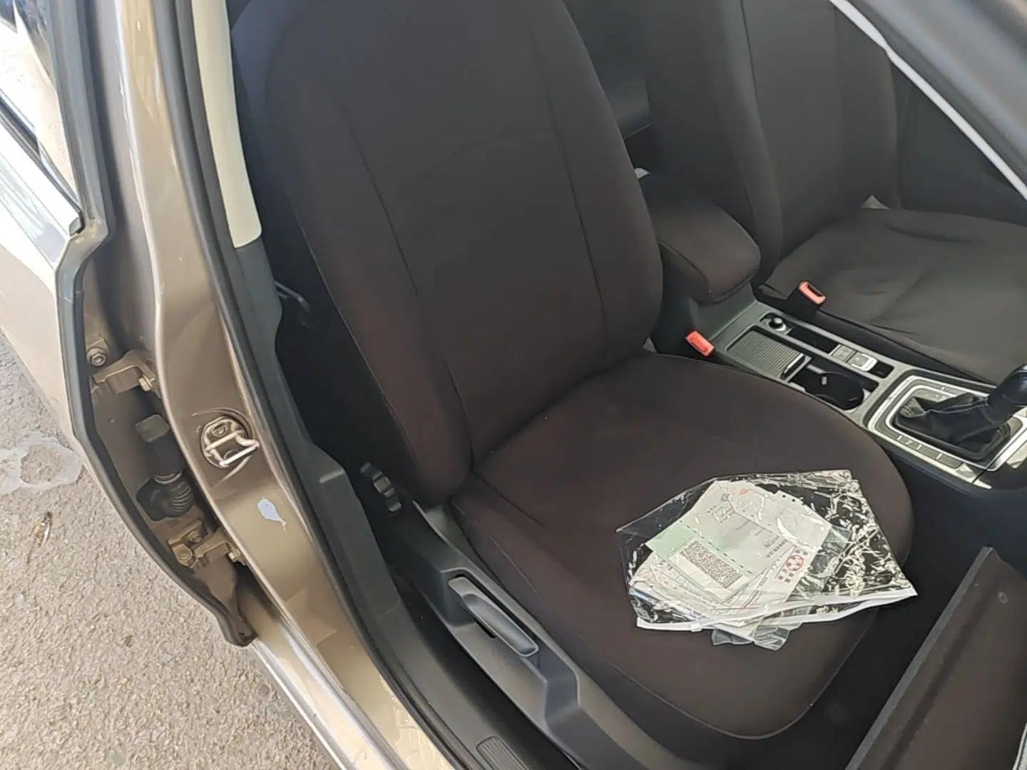 Volkswagen Golf 2016 230TSI Automatic Comfort Version — миниатюра 19