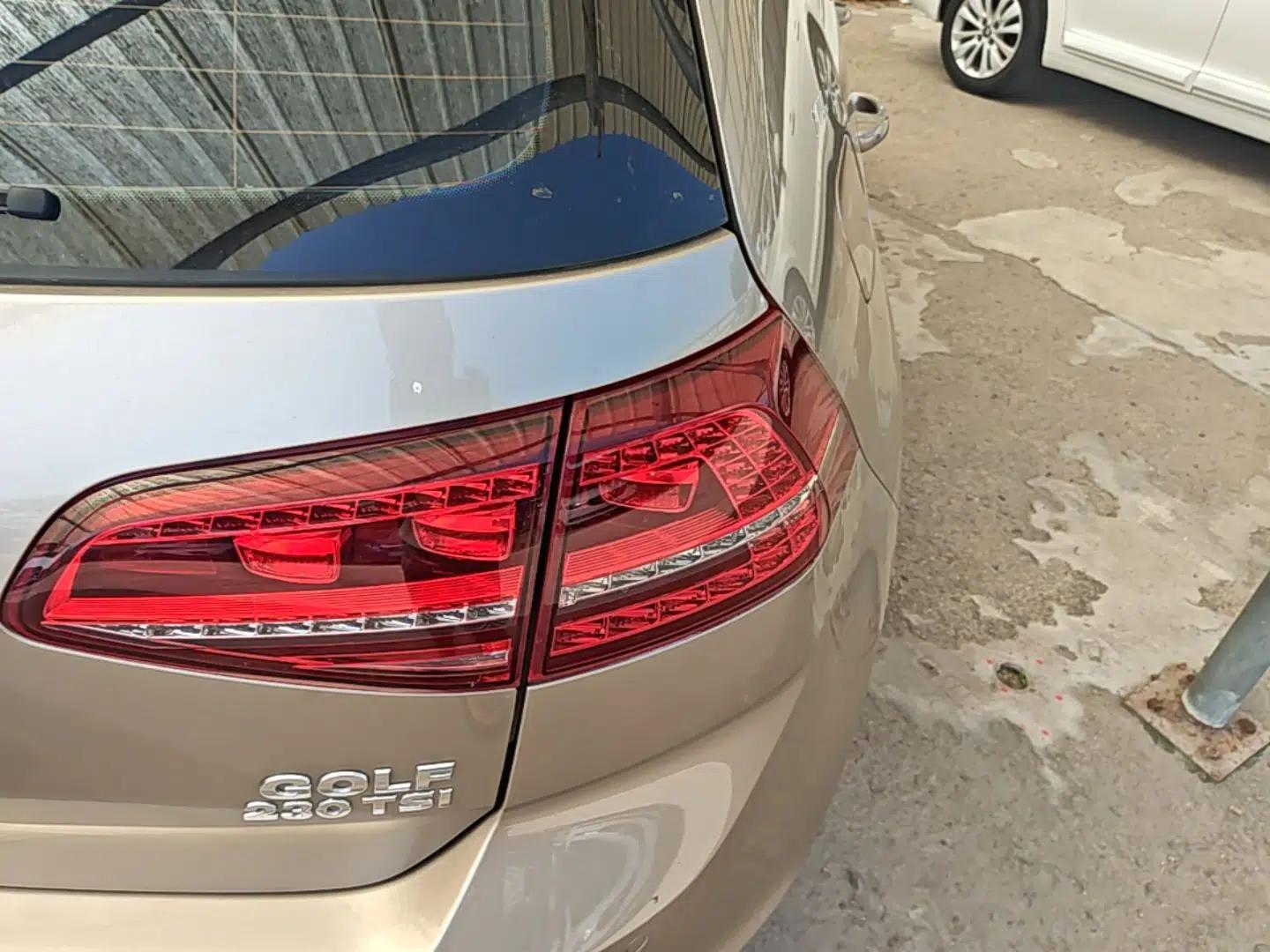 Volkswagen Golf 2016 230TSI Automatic Comfort Version — миниатюра 9