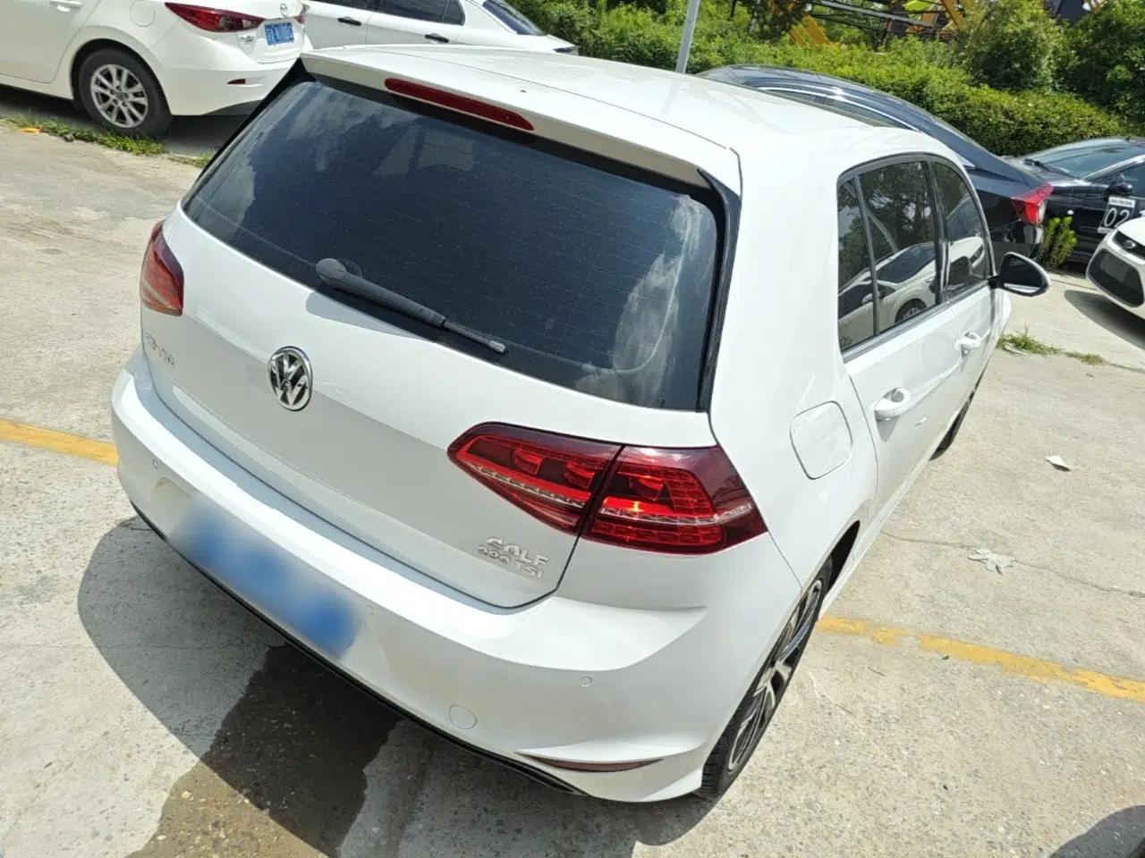 Volkswagen Golf 2017 280TSI Automatic R-Line Million-Vehicle Commemorative Edition — миниатюра 6