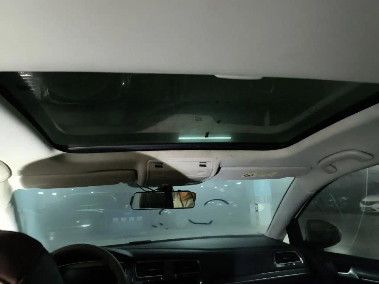 Volkswagen Golf 2020 Zhiai Edition 280TSI DSG Luxury Model — миниатюра 18