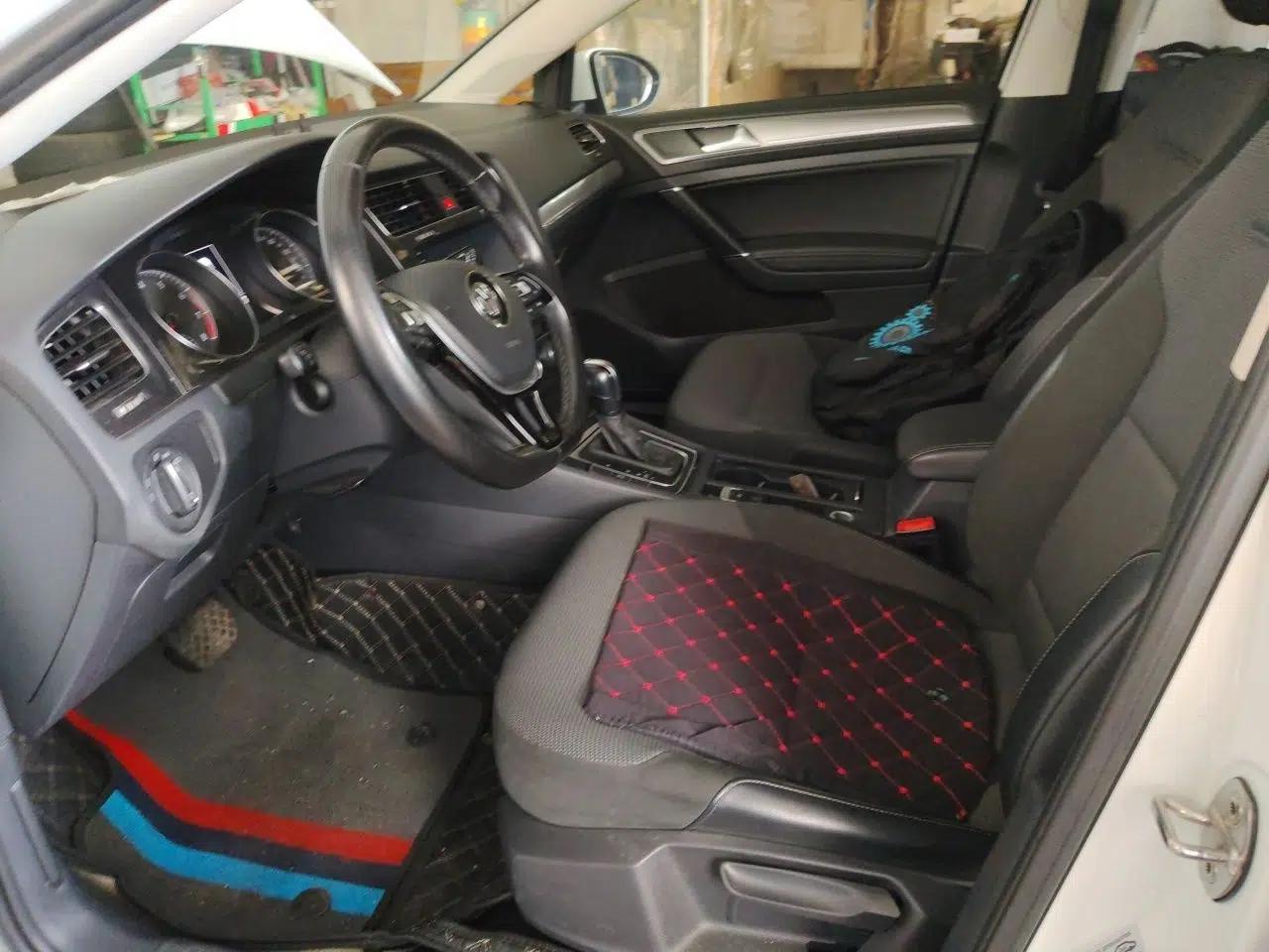 Volkswagen Golf 2018 230TSI Automatic Comfort Model — миниатюра 15