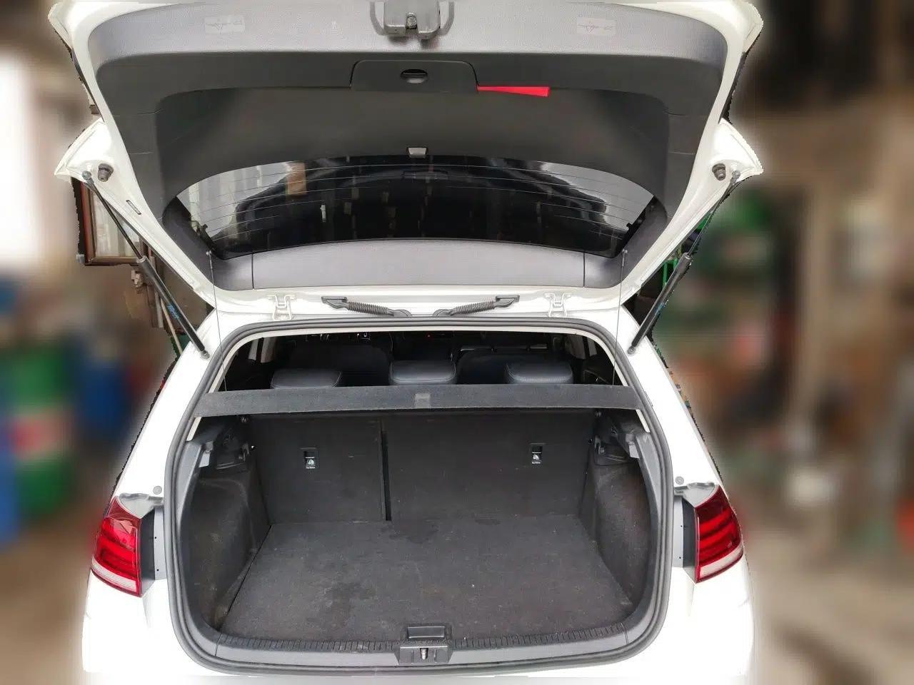 Volkswagen Golf 2018 230TSI Automatic Comfort Model — миниатюра 19