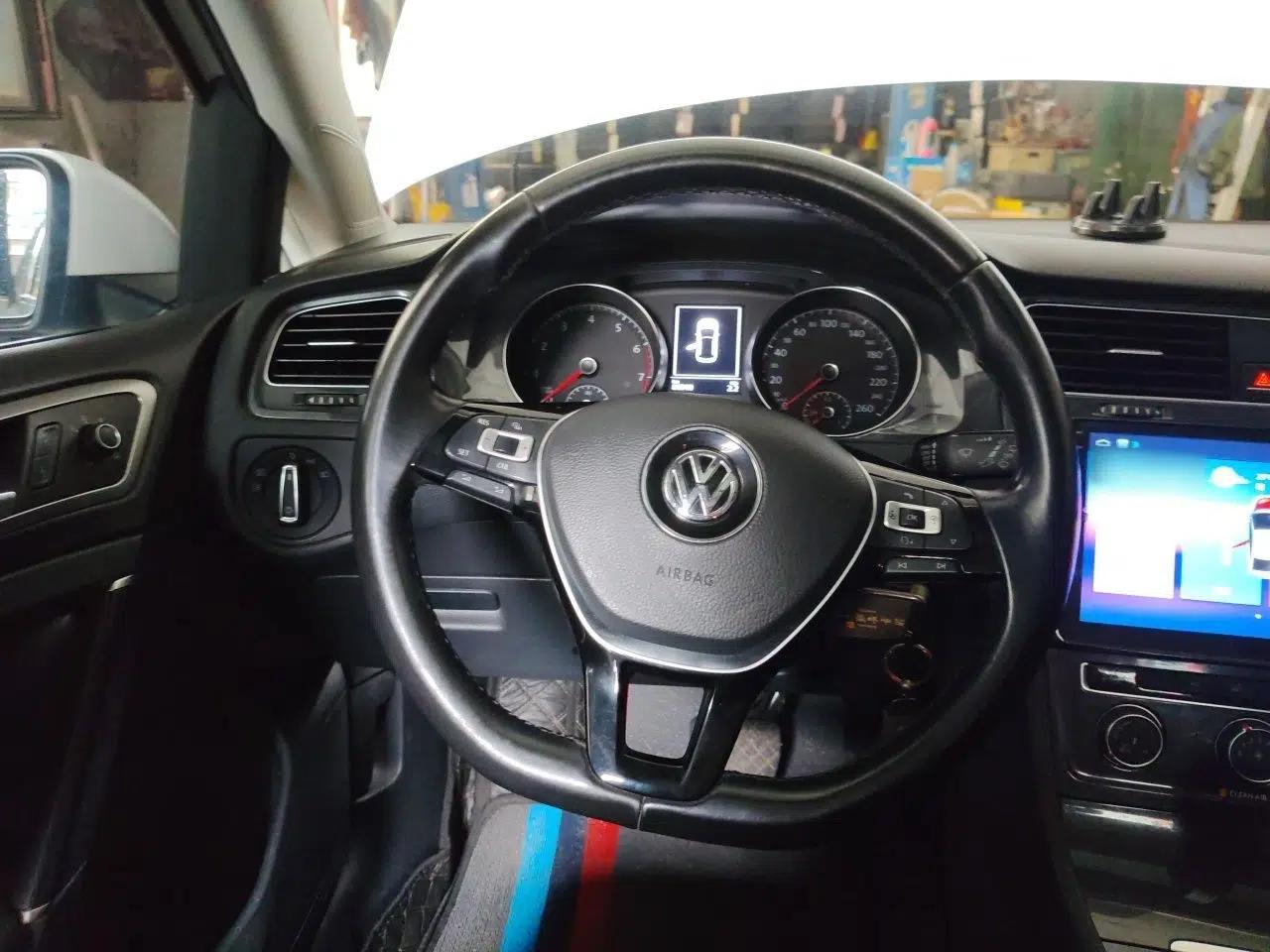 Volkswagen Golf 2018 230TSI Automatic Comfort Model — миниатюра 10