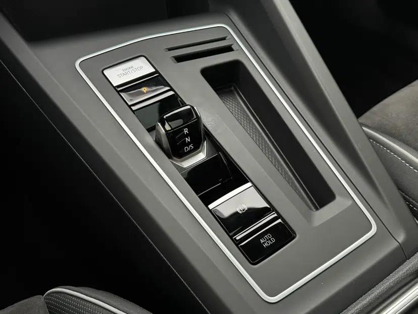 Volkswagen Golf 2021 280TSI DSG R-Line — миниатюра 13