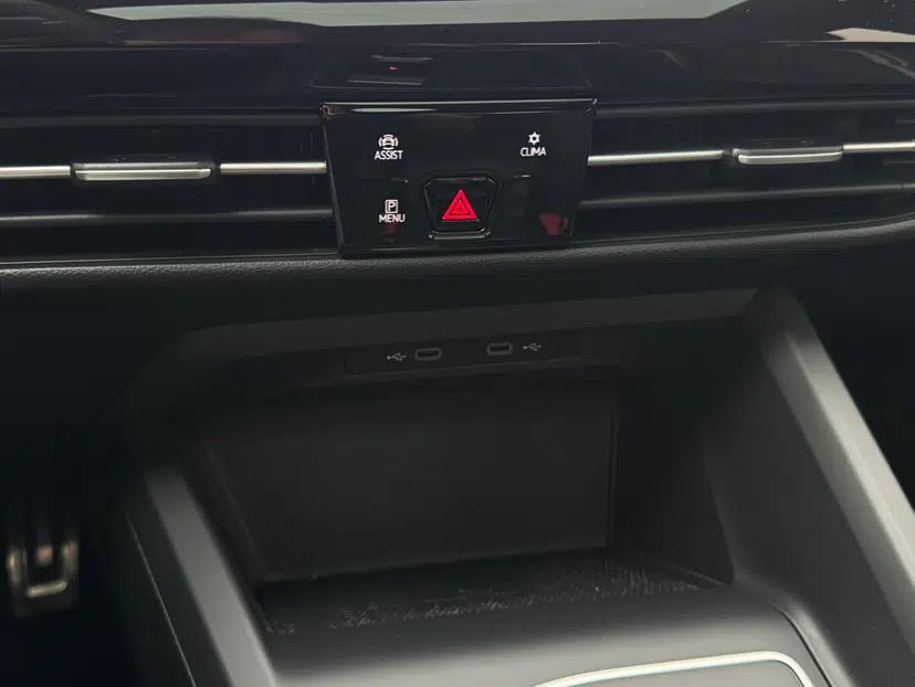 Volkswagen Golf 2021 280TSI DSG R-Line — миниатюра 20