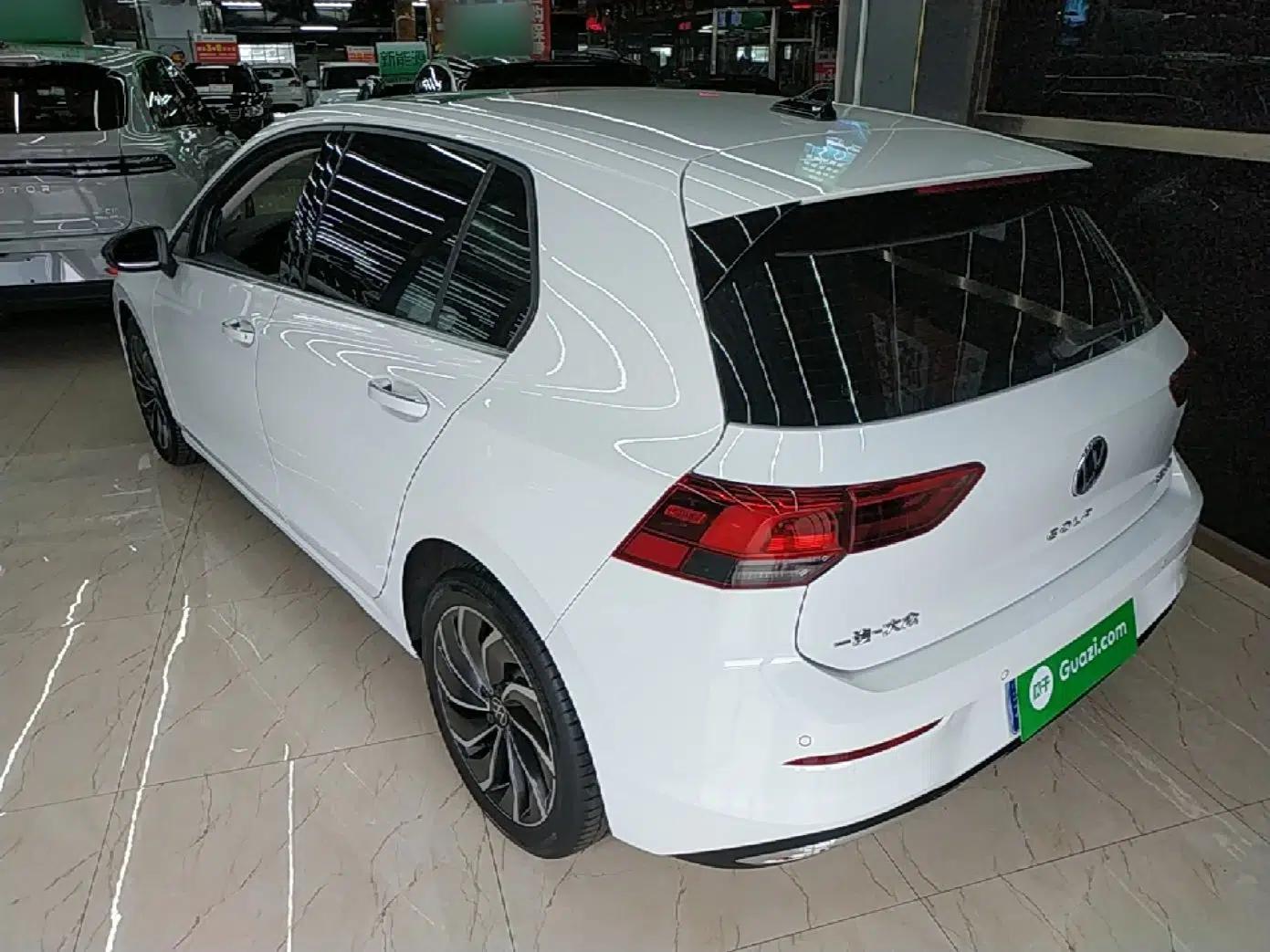 Volkswagen Golf 2023 Facelift 280TSI DSG Pro — миниатюра 4