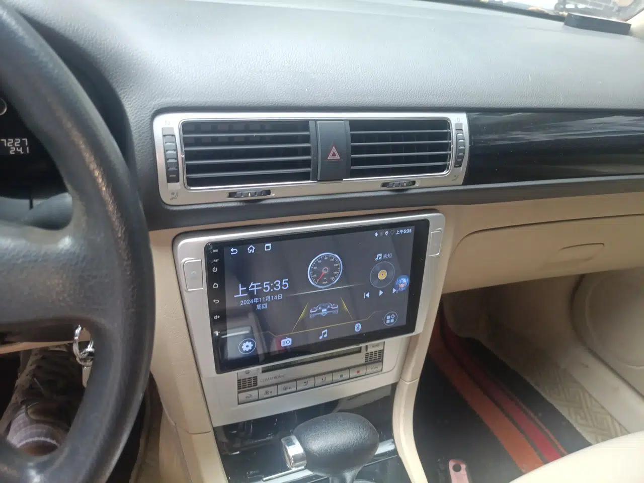 Volkswagen Passat 2011 1.8T Automatic Luxury Model — миниатюра 13