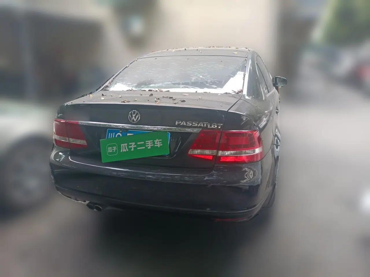 Volkswagen Passat 2011 1.8T Automatic Luxury Model — миниатюра 6
