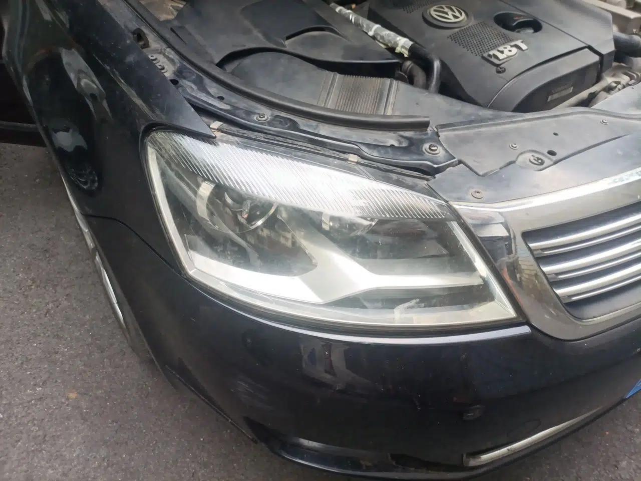 Volkswagen Passat 2011 1.8T Automatic Luxury Model — миниатюра 7