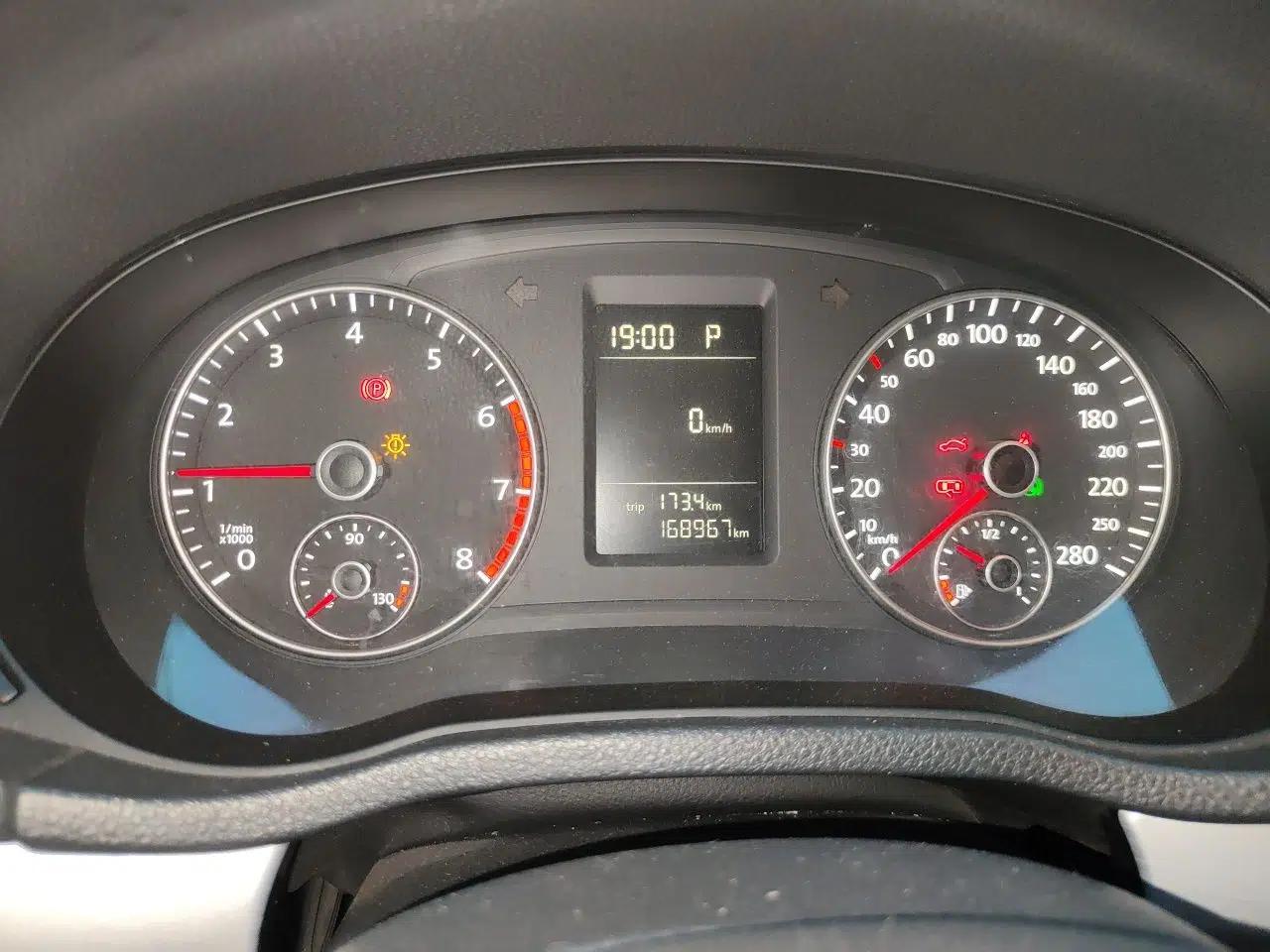 Volkswagen Passat 2011 1.8TSI Automatic Prestige Edition — миниатюра 11