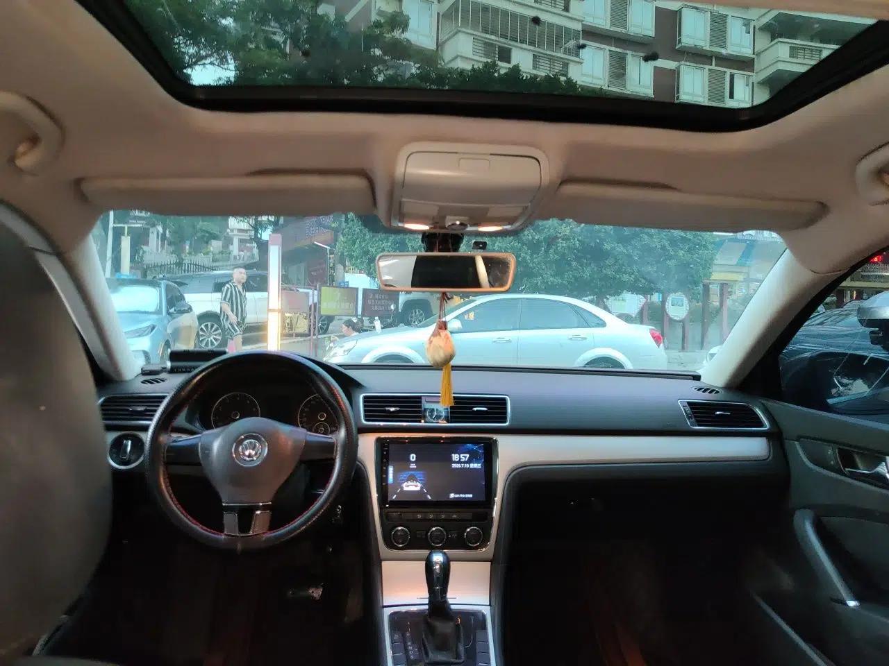 Volkswagen Passat 2011 1.8TSI Automatic Prestige Edition — миниатюра 18