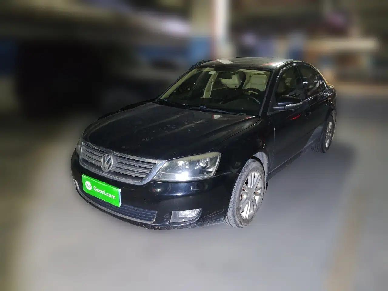 Volkswagen Passat 2011 1.8T Automatic Luxury Model — миниатюра 1