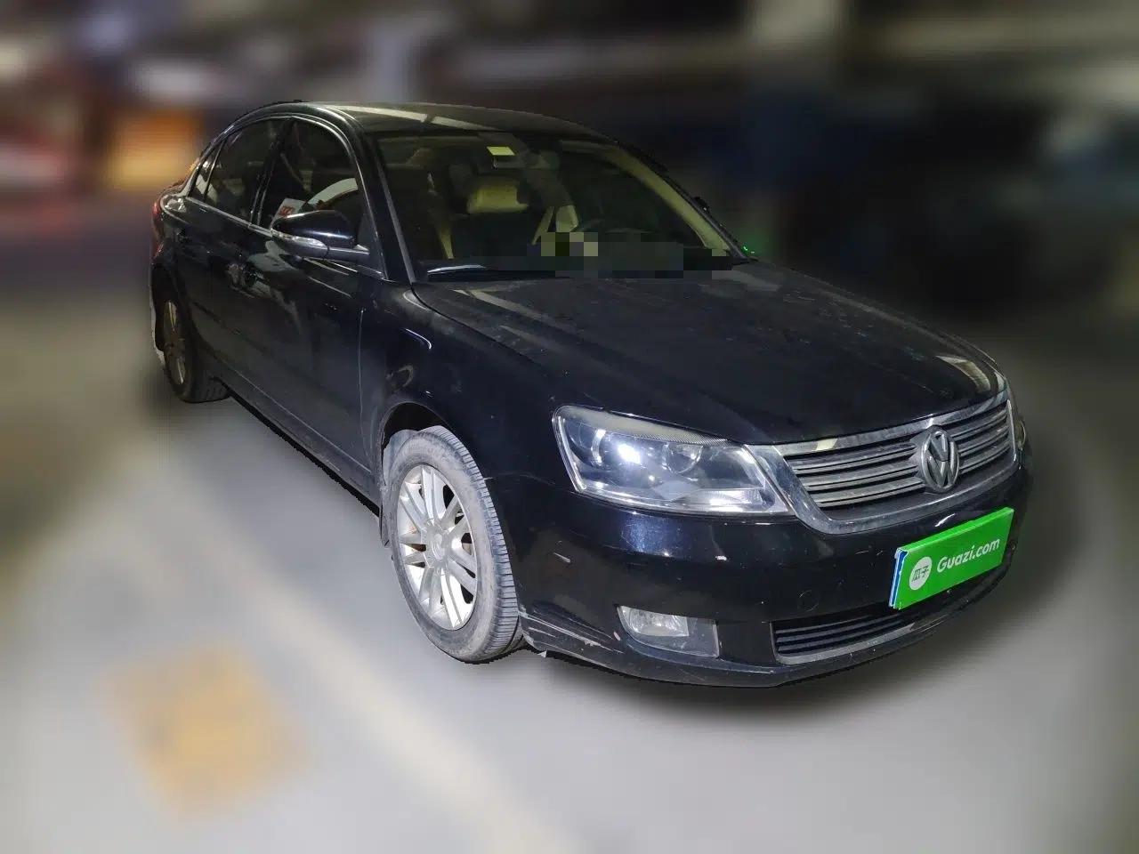 Volkswagen Passat 2011 1.8T Automatic Luxury Model — миниатюра 3