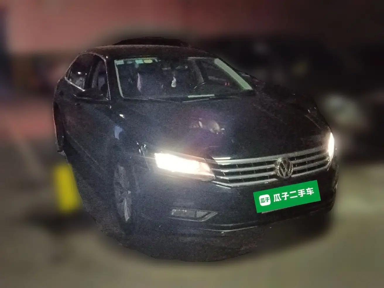 Volkswagen Passat 2016 330TSI DSG Luxury Edition — миниатюра 3