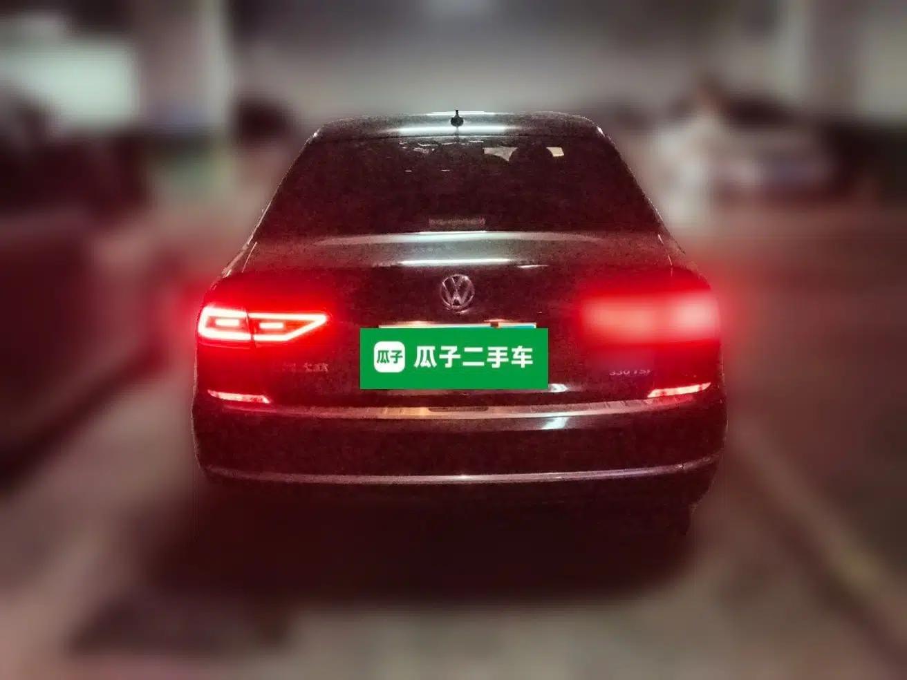 Volkswagen Passat 2016 330TSI DSG Luxury Edition — миниатюра 5