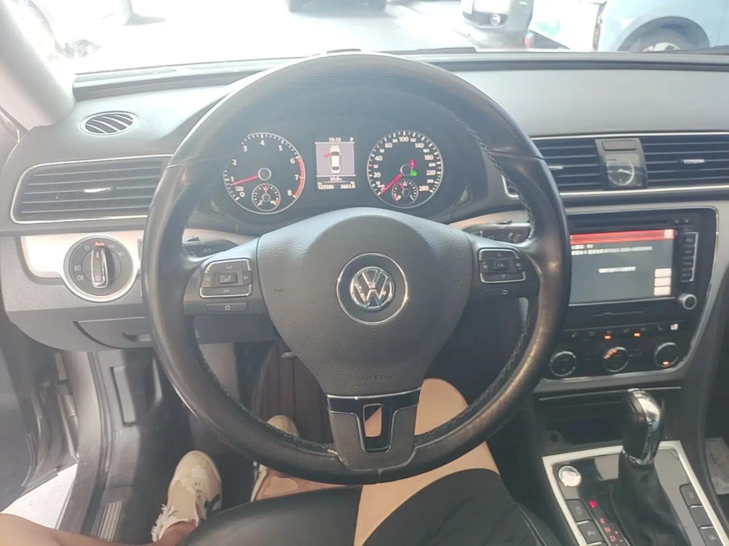 Volkswagen Passat 2014 1.8TSI DSG Prestige Edition — миниатюра 13