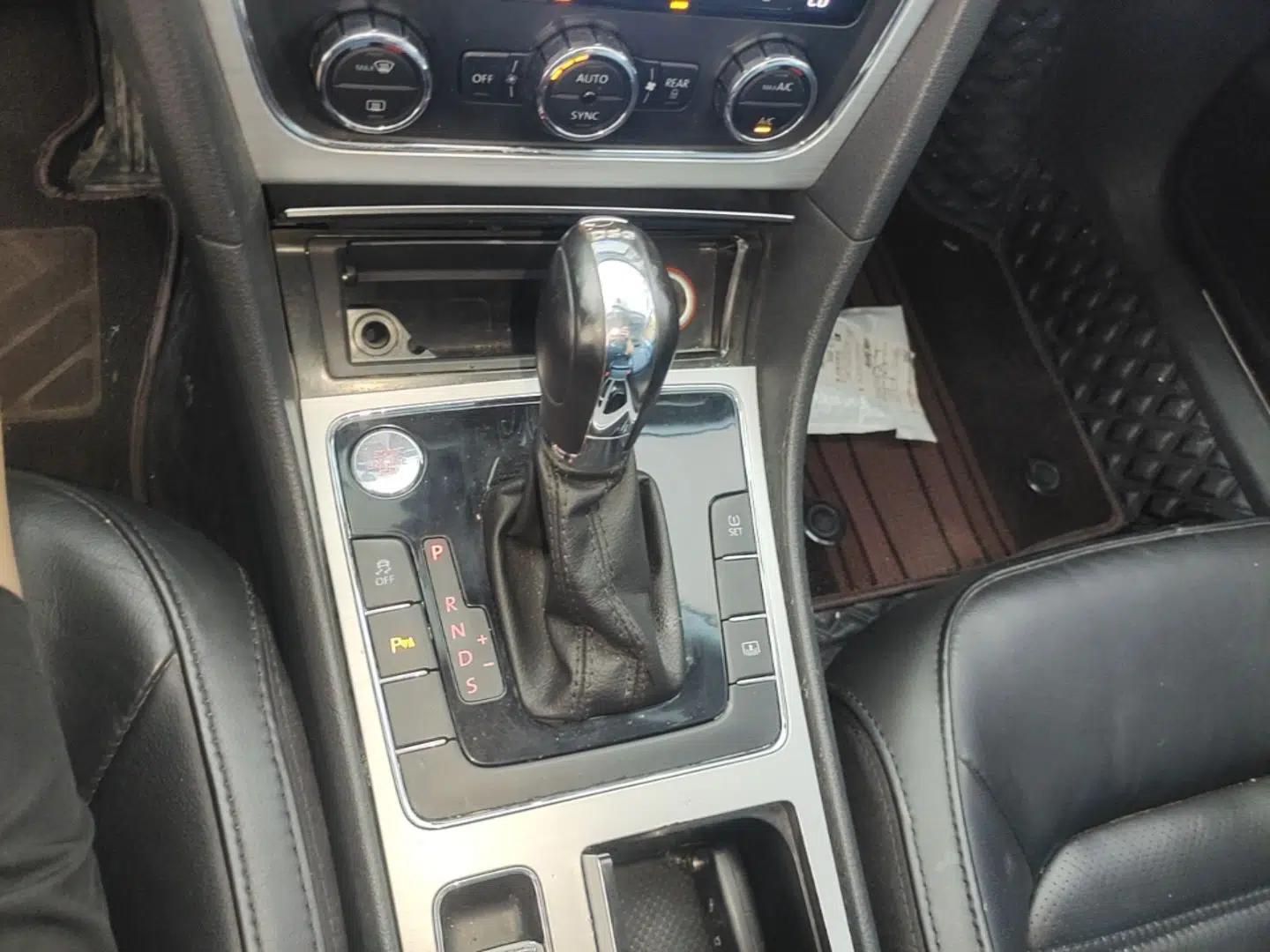Volkswagen Passat 2014 1.8TSI DSG Prestige Edition — миниатюра 16